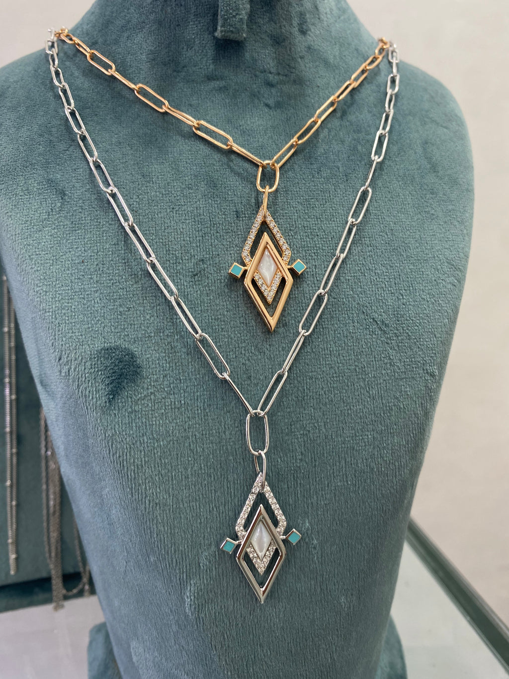 Sautoir Héritage Élégant