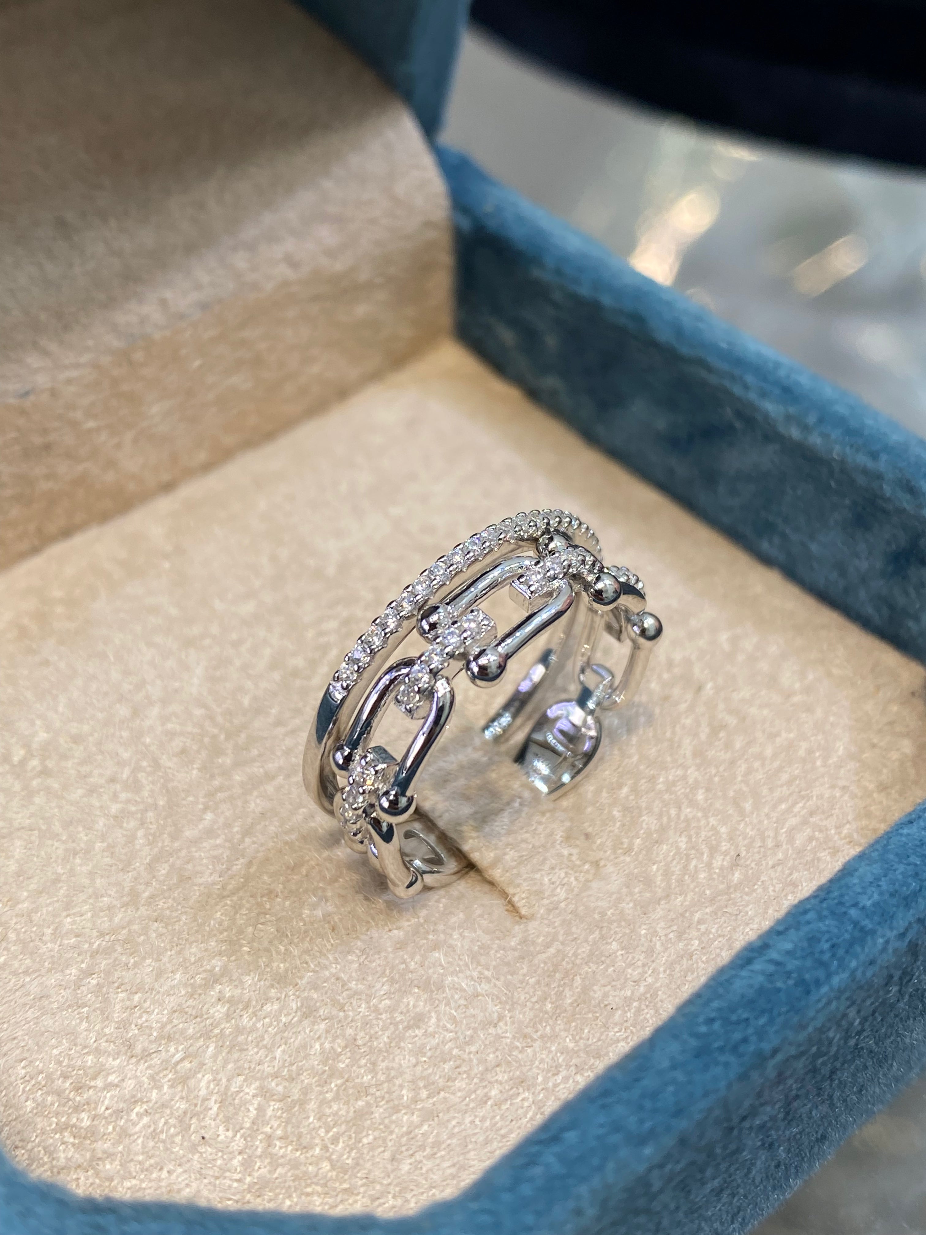 Bague Tiffany avec Alliance